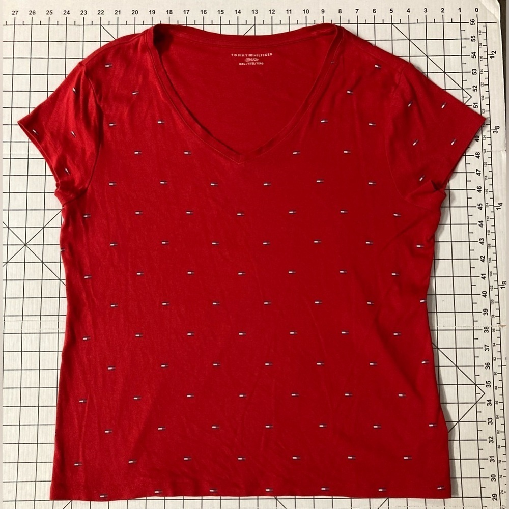 Tommy Hilfiger‎ Women’s XXL Red Logo Patterned V-neck Tee